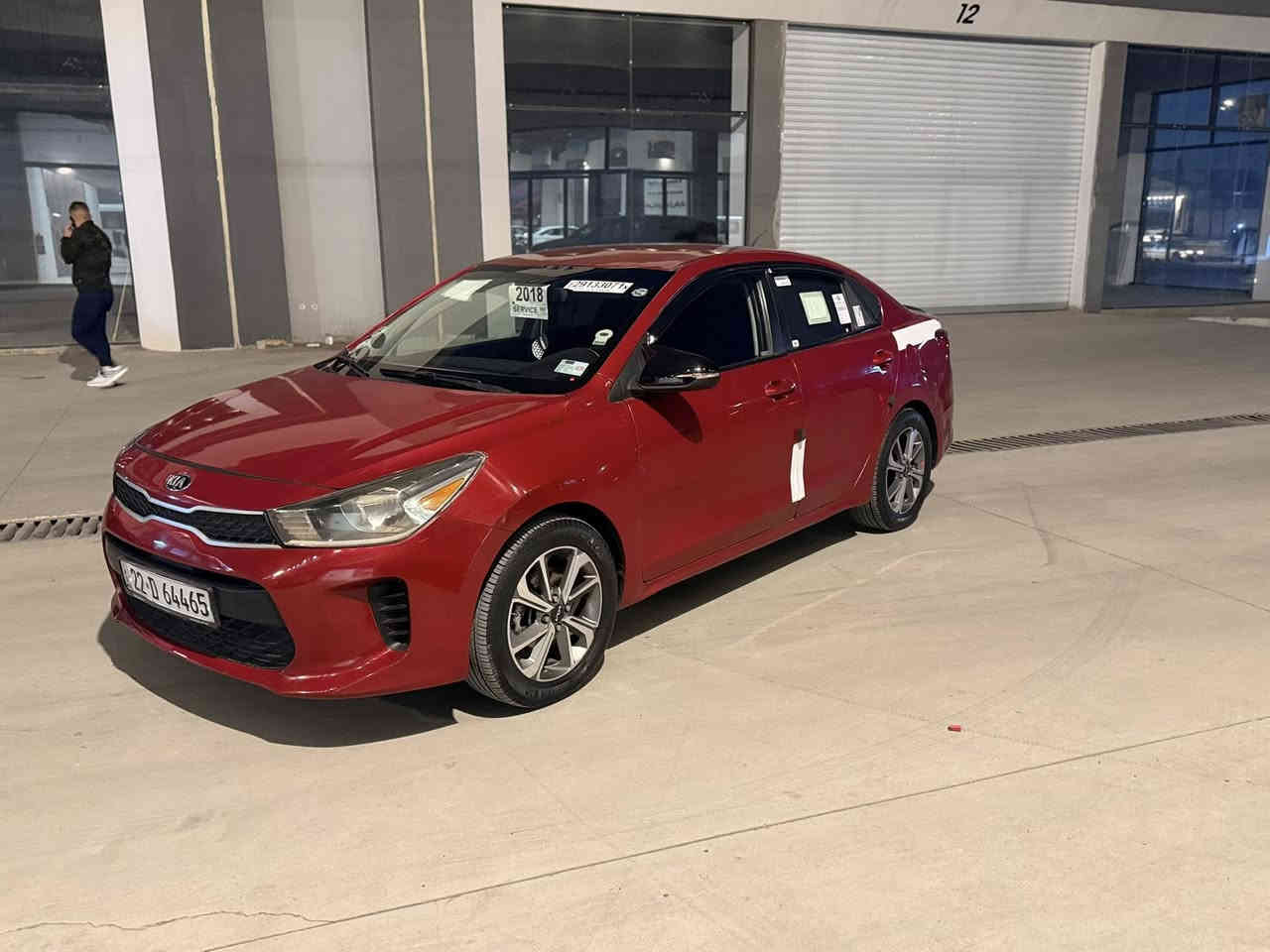 السلام عليكم 
كيا ريو 2018S سياره بيها مكانات صبغ ابيعها صبغ عام  بيها تعديل بجاملغ الخلف اليسار تكوي  شي قليل ولباقي بدون داخل مكينه وكير بشرط ماشيه 128 طخم. امامي خلفي بشرط 
سياره ماتصرف عليها ربع وجاهزه ومناسبه بحك ريو 2009
سعرها 95 وبيها مجال بسيط مكانها حي النور قرب مسجد عائشه 
للاستفسار الاتصال على
 ‭0772 516 4186‬
‭0750 238 4167
