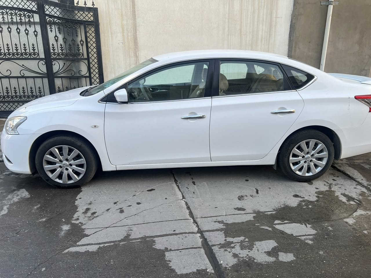 نيسان سنترا خليجي 2020 
كلين تايتل جاهز من كل شي
رقم سنويه 2031 جديد 
ماشيه 124 الف 
سعر 134 بي مجال 
مكان كركوك شورجه ***********
