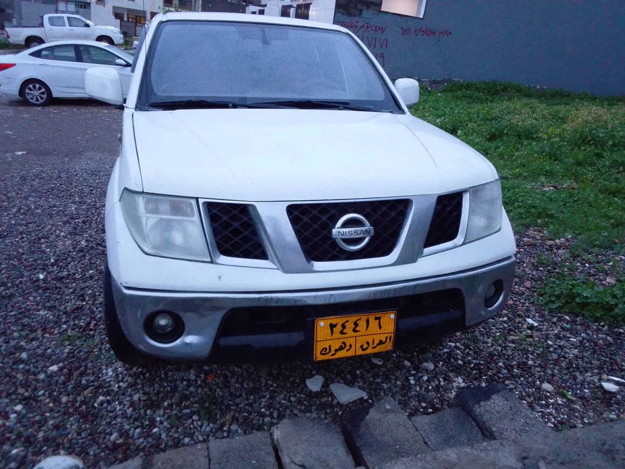 نيسان نيفارا موديل 2009 رقم دهوك 3 قطعه صبغ مابى دواخل كير محرك بلادى سعر 83 ورق مجال مكان سياره اربيل ***********
