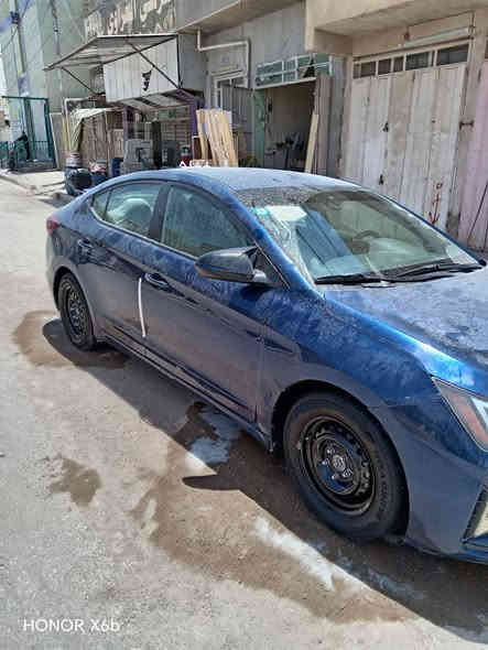 سلام عليكم النترا 20 وارد امريكي صور الحادث موجوده بالمنشور والعراق بيها حادث ارفع اصابعين باللغه الايمن تبريد تدفئه جير مكينه خير من الله الماكينه بها جائز جيت فقط مكان السياره بغداد سبع قصور وهذا رقم راعيها وانا مكلف بالنشر رجاء السعر 125 وبيها مجال ***********
