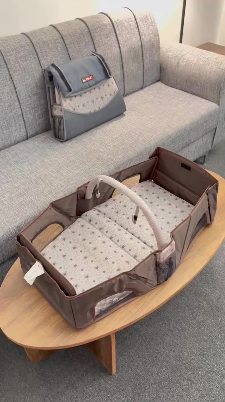 👶✨ راحتك وراحة طفلك وين ما تروحون!
​الأمومة رحلة جميلة، بس السفر والتنقل ويا الطفل ممكن يكون متعب. لهذا جبنالك الحل الأمثل! 😍
​سرير الطفل المحمول 2 في 1: سرير مريح لنوم طفلك يتحول لحقيبة أنيقة وخفيفة خلال ثواني! 👜🛏️
​ليش هذا السرير هو الخيار الأفضل إلك؟
✅ تصميم ذكي: ينطوي بالكامل ويصير جنطة سهلة الحمل، ويا حزام للكتف.
✅ نوم آمن ومريح: جوانب شبكية لتهوية ممتازة ورؤية واضحة للطفل، ويا قاعدة مبطنة ناعمة.
✅ سهولة الاستخدام: ينفتح ويتركب بسرعة وبدون أي أدوات.
✅ متعدد الاستخدامات: مثالي للرحلات، الزيارات العائلية، الفنادق، وحتى بالبيت كسرير إضافي.
✅ متين وخفيف: خامات قوية وتتحمل الاستخدام المتكرر.
​الأبعاد:
👜 الحقيبة: 45 x 11 x 37 سم
🛏️ السرير: 70 x 42 x 20 سم
​لحكي حالج واطلبي الآن!
​🎁 عرض خاص لفترة محدودة: التوصيل مجاني لأول 3 طلبات! 🌹
​للسعر والطلب، راسلينا على الخاص أو اتركي تعليق! 👇
​#سرير_طفل #سفر_مع_اطفال #امومة #راحة_الطفل #منتجات_اطفال #عروض #توصيل_مجاني


**إذا كنت صاحب هذا الإعلان وتريد حذفه لأي سبب، رجاءا أرسل رسالة إلى الدعم الفني**