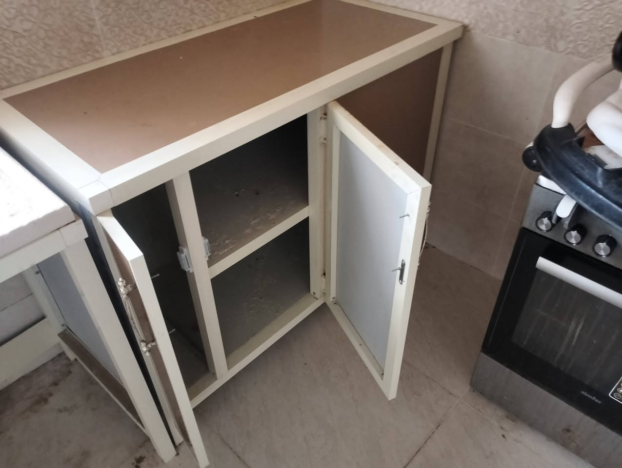 للبيع كاونتر بدون ملحق سنك 190سم قطعة175سم..وقطعة 125سم..مع طباخ نظيف أربع عيون ...350الف


**إذا كنت صاحب هذا الإعلان وتريد حذفه لأي سبب، رجاءا أرسل رسالة إلى الدعم الفني**