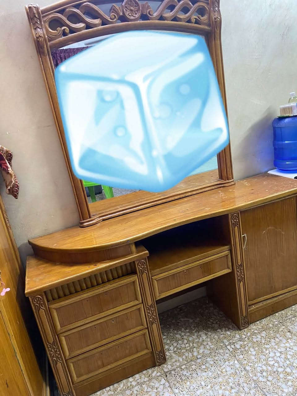 السلام عليكم السعر مليون الاتصال وتس ع رقم فقط ***********

