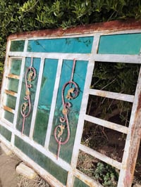 شبابيك • مستعمل • نظيف