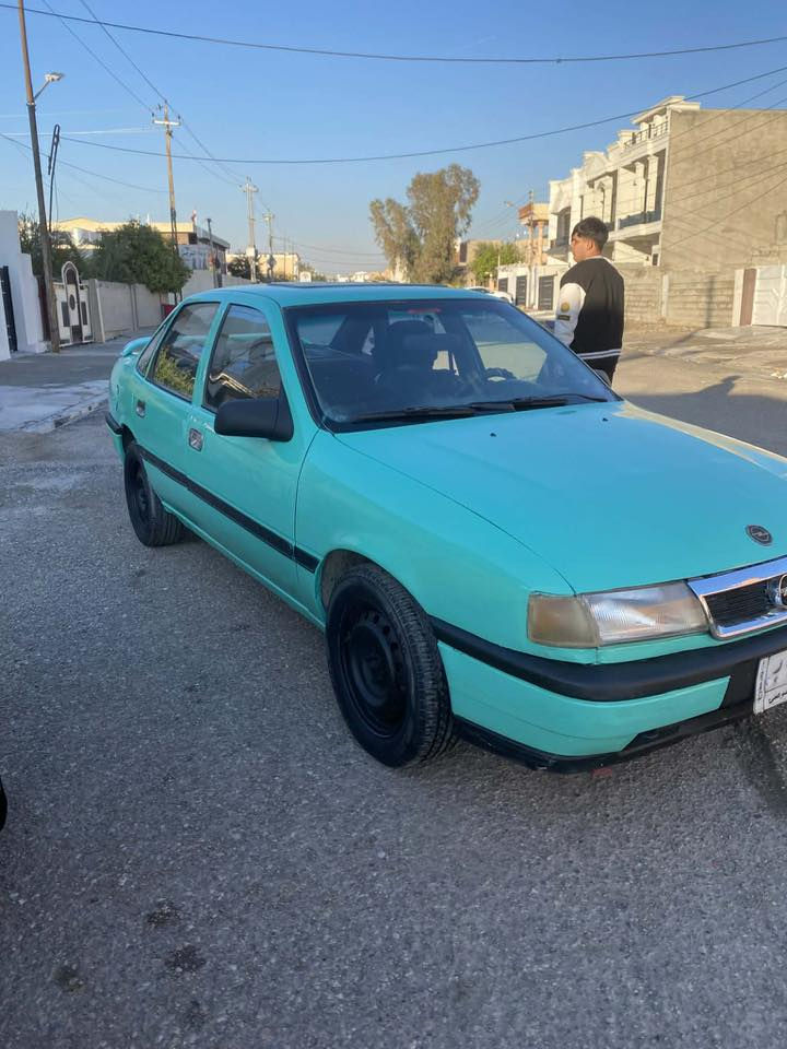 السلام عليكم اوبل فكتره موديل ٩٢ حجم ١٨ كير أو محرك بالشرط سياره جاهزه بدون أي نواقص محرك كير صدر تخم تاير بالشرط سياره بدون ضربه فقط صبغ عام للجماليه سياره سلايت رقم كركوك مشروع وطني شرط التحويل والوكالة دفتر بانزين سنويه ٢٧ 
لون مميز السعر ٤٣ أو بي مجال بسيط للشراي
العنوان كركوك
***********
