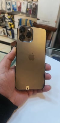 آيفون ١٣ برو ماكس • ٢٥٦ • بطارية ٨٥%
