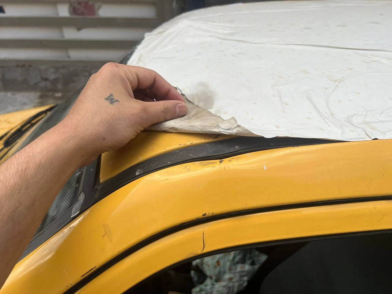 سلام عليكم سايبا 2014 للبيع رقم بغداد هية وغرامات مصفرة السيارة بلادية بس وجاملغ مبدل جاهزة تخم تاير صدر جديد السعر ٣٠ ورقة وبيهة مجال الا عنوان بغداد الشعلة الا استفسار ***********
