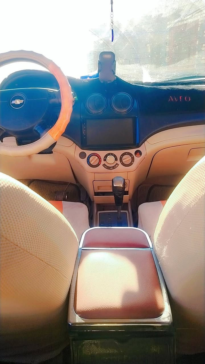 السلام عليكم افيو للبيع موديل 13 خليجي سنويه منتهيه السعر 59 وبيها مجال بسيط عنوان السماوه الوركاء الرقم ***********
