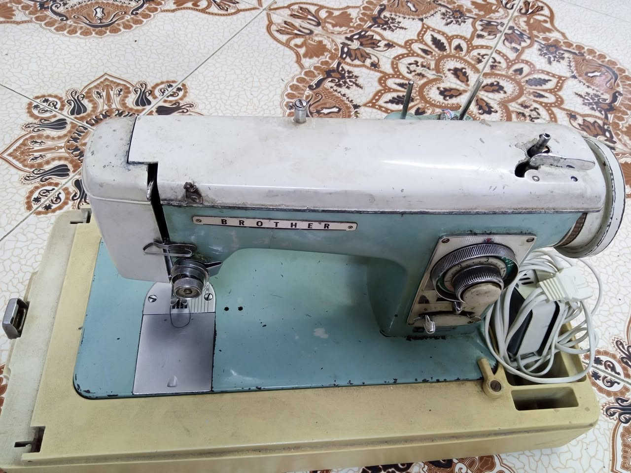 عجانة 160 تشال طاسة ومكينة 100 وبيهن مجال مكان بصرة جزبرة رقم تلفون +964 783 171 5396


**إذا كنت صاحب هذا الإعلان وتريد حذفه لأي سبب، رجاءا أرسل رسالة إلى الدعم الفني**