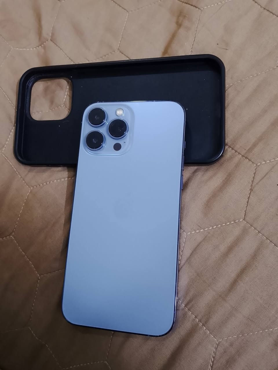 ايفون 13برو ماكس دبل مراوس بايفون 13برو أو 14برو أو 15برو أو 16برو لو العادي رقم ***********
