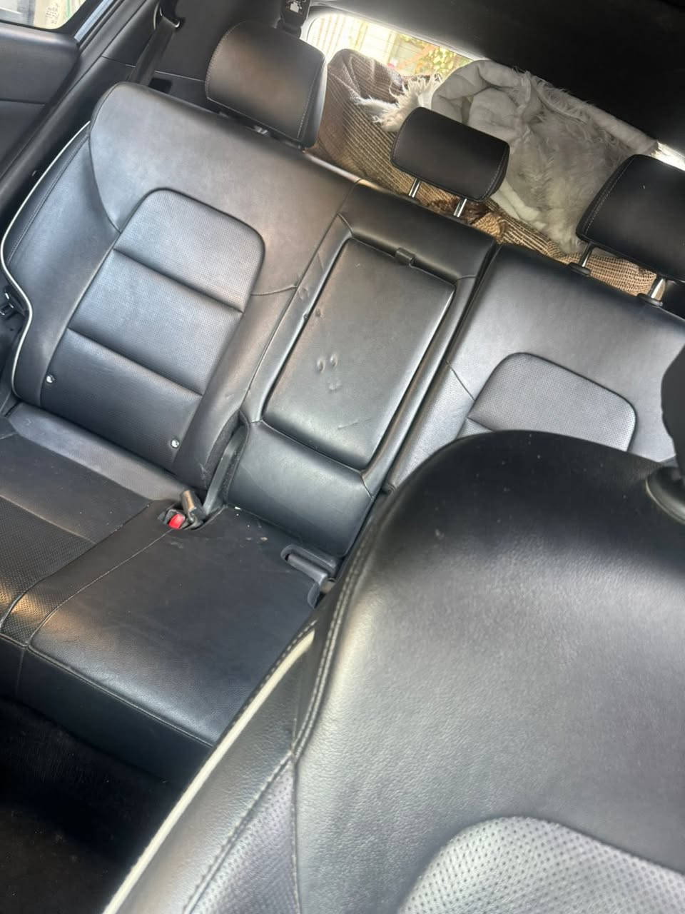 كيا سبورتج امريكي للبيع 
حادث بنيد وجاملغ بدون دواخل 
رقم بغداد بأسمي 
موديل 2022
فول مواصفات 
كلشي بيهه 
محرك 2400
بانوراما 
بصمه ابواب وتشغيل 
كشنات كهرباء وتدفئة  وتبريد 
انضمه قيادة ذاتيه 
رادار امامي  وخلفي 
فور ويل درايف 
كل مواصفات الكيا موجودة بيهه 
***********
السعر 17800
