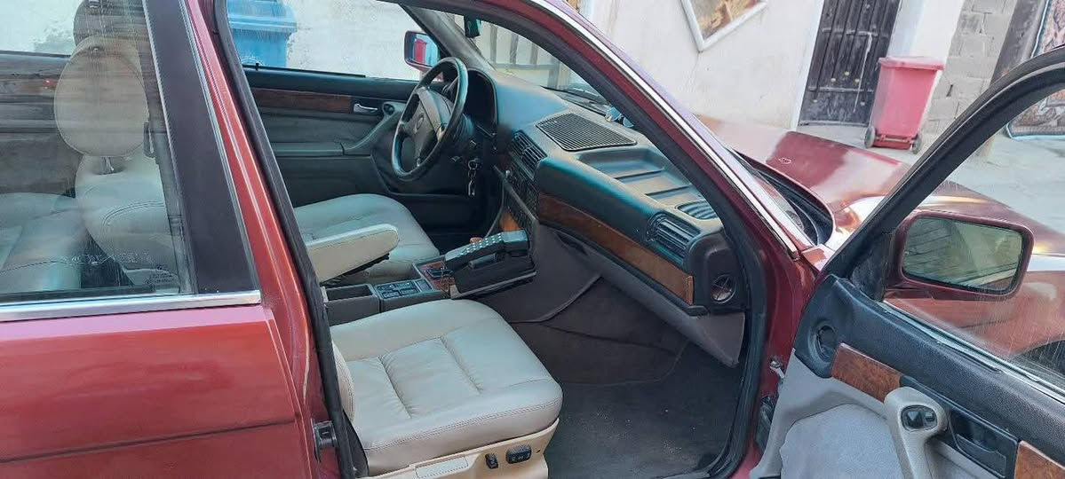 مرخصة الادمن
سلام عليكم سيارة بي ام للبيع حجم ٧٣٥ مكينة ٦ سلندر ٣٥٠٠ مفتوح مديل ١٩٩٠ رقم بغداد انكليزي ب اسمي سيارة شوف عينك صور بيهن قديمات صور بيها بعض نقوصات سيارة مكينة نعمه بس صارت عدي مشكلة بارحة مجاي تاكل نمر او ترجع بل كير باقية على اخر نمرة مرات اصلا ما تاخذ ماعرف شنو مشكلة سيارة مكينتها نعمه بنكة و كلج جدد راتيتر جديد جوينات كلة جديد كشنات كهربائية كلهن شغالة تبريد شغال عوزها بس فريز بي ليك ما سويتهة بعدني فان جديد و القديم هم موجود عدي عوزها غاز سيارة مصبوغة عام كلهن بس راعيها الي قبلي ماعرف تارسها معجون مشاء الله اسف على الطلالة عنوان بغداد حي البتول السعر خاص 
رقم *********** الاثير 
رقم *********** الاسيا 
ملاحطة اعتبر كير او غيرها كيام ولو هوة ما اصور شي قوي بس ماعرف شنو مشكلة اني مو جنايهن فة ماعوف بيهن
