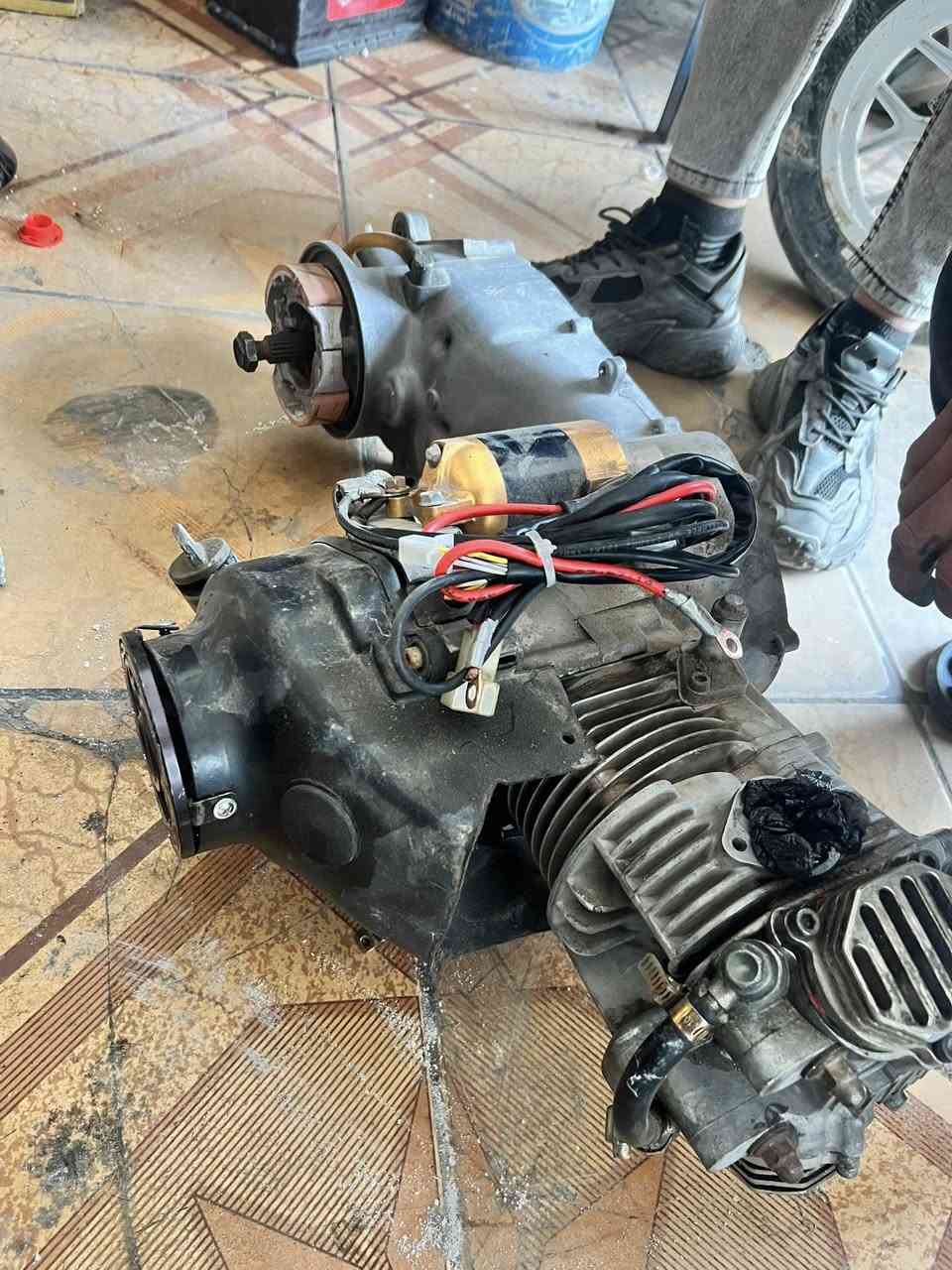 سلام عليكم 
مكينه  ٦٣ طابوكه 
كور تتمارك 
روله ممعروفه شكد 
سلف تراجي 
فشك صب 
بلوكه  
قويه كلش 
سعر خاص 
اي استفسار خابرني وتدلل 
*********** 
مكاني نجف وتوصيل موجود
