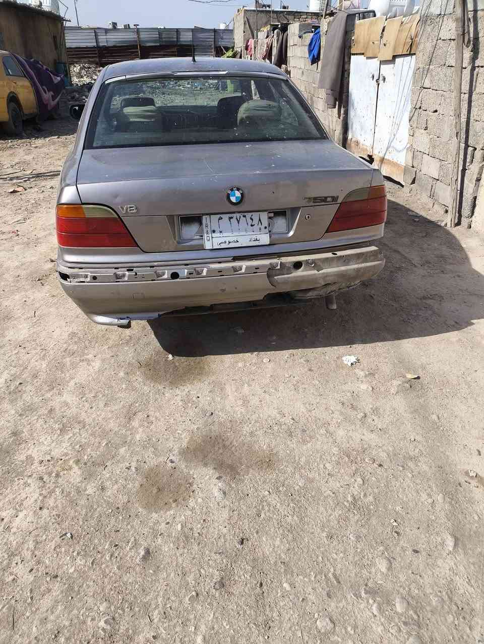 سلام عليكم
بي ام خفاش للبيع اصل 740 مكينه حاويه صار شهر من شديتها كير تمساح حداديه نص عمر ابيع بدون دعاميه خلفيه غرفته زينه مقبوله سعر خاص 
رقم ***********
