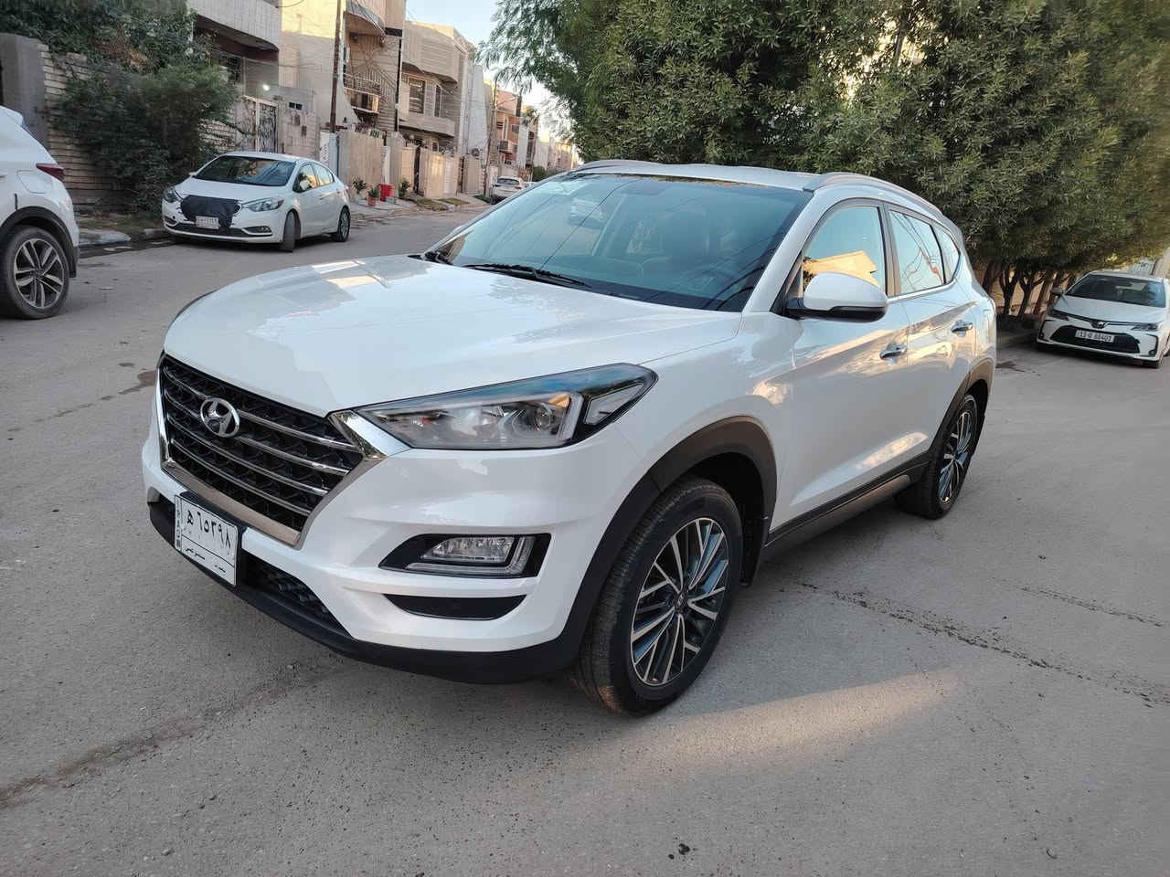 توسان 2020 خليجيه بغداد موصفات الشركه بس فتحه مبيه... مكفوله من الصبغ والتبديل والتعديل كفاله حتى من الشخط على ايدي من الزير...
بصمه..
مري شفط..
تبيرد خلفي امامي..
ماشيه 41 الف بعدها بنايلونات الشركه..
ويل كب.. 5
محرك 2000 دوش..
كراسي 2 كهرباء..
رقمه بغداد الدولي باسمي شخصيآ..
بصمات 2 وياها..
محرك كير تبريد تدفئه كله على وضع الشركه..
مكاني بغداد الكرخ حي الاعلام...
.... ***********.......
للبيع فقط الشراي يتصل..
