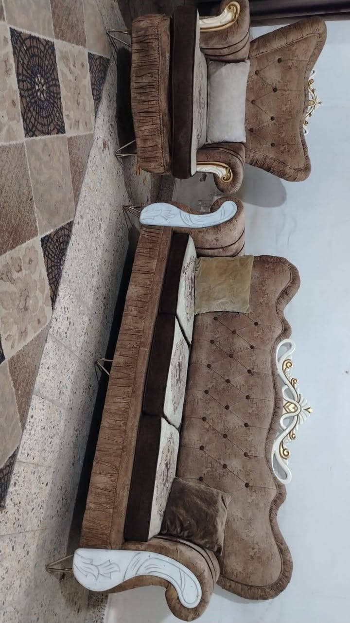 تخم 7 مقعد💺 اي ضرر مابي تسكام ثكيل سعر ,,190,,بي مجال مكان لبياع *********** يوجد واتساب
