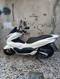 سلام وعليكم بي سي إكس جيل الرابع بعده بحاله الوكاله شرط شلعه ومعدل كفا...