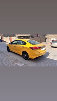 فورتي وارد امريكي موديل 2017 مكينة 2000 دوش بدون دواخل ضربتهة الجاملغ ...