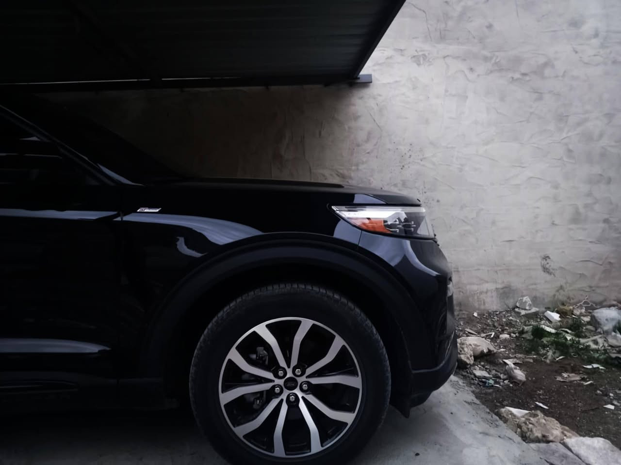 𝟐𝟎𝟐3 𝐅𝐎𝐑𝐃 𝐄𝐗𝐏𝐋𝐎𝐑𝐄𝐑-ST LINE فول  مواصفات سبورت
((( البجم الامامي والصندوق كبس شركة بشرط )))

فورد اكسبلورر (ST LINE) موديل :2023 فور ويل

 رقم شمالي دهوك بأسمي  تحويل مباشر 

اللون : اسود

كافة الايرباكات سليمة 100% وبشرط

عداد المسافة : 30 الف ميل

حجم المحرك : 2.3L TORBO (4.سلندر)

ضرر السيارة : داير جاملغ صفحة السائق والباب 

المواصفات : ST LINE

اربع ابواب بصمة 

سقف بانوراما سلايد

صندوق كهرباء شفط

بصمة تشغيل 

استيرن هيتر

تشغيل عن بعد : 𝐑𝐄𝐌𝐎𝐓𝐄 𝐒𝐓𝐀𝐑𝐓

اربع كاميرات محيطية 360 درجة

كير ماوس 

هاند بريك بصمة

اوتو هولد : 𝐀𝐔𝐓𝐎 𝐇𝐎𝐋𝐃

اوتو ستوب : 𝐀𝐔𝐓𝐎 𝐒𝐓𝐎𝐏

نظام قيادة في المنحدرات 

نظام قيادة في الثلج 

نظام الجر هوك خلفي كهرباء

رادار امامي (تحديد مسار)

رادار امامي (مانع التصادم)

رادار جانبي  (نقاط عمياء)

رادار خلفي (التحذير من الاصطدام)

حساسات  خلفي

نظام : 𝐒𝐏𝐎𝐑𝐓

نظام : 𝐄𝐂𝐎

نظام : 𝐍𝐎𝐑𝐌𝐀𝐋

تحكمات استيرن

كشنات كهربائي

 كشنات هيتر

 تبريد مركزي ٣ قطع

نقاط شحن usp امامي وخلفي

نقاط  شحن Type  C امامي وخلفي 

كشنات جلد  VIP منفصل

لايتات 𝐋𝐄𝐃  زينون  بلادي

بكلايتات 𝐋𝐄𝐃 ليد بلادي

بلاجكتورات 𝐋𝐄𝐃 بلادي

مرايات شفط وهيتر ونقاط عمياء

 سعر السيارة ( 298 ) ورقة 

عنوان  السيارة / موصل 

 للتواصل واتساب على الرقم ***********
