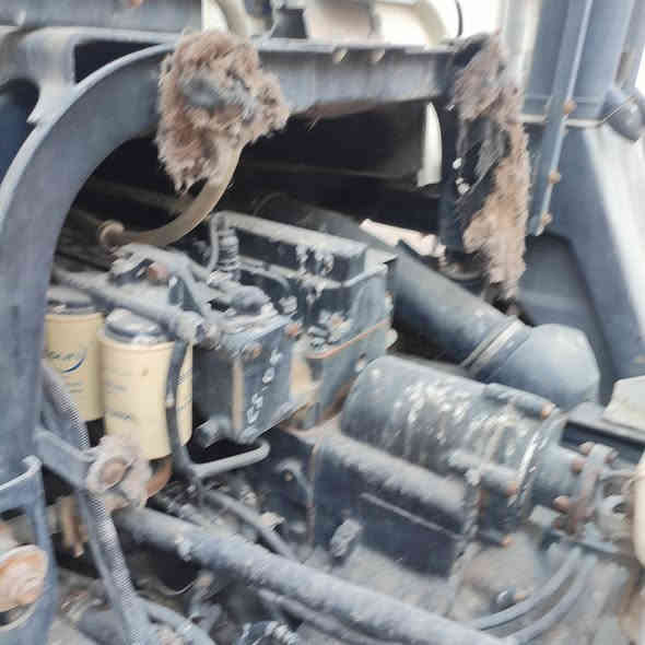 سلام عليكم 
خباطات مان سكس عدد اثنين موديل ٢٠١٥ بدون ارقام حاطلهن ارقام اربيل متوم 
حجم ٨ متر مكعب شغالات وجاهزات من كل شي ومثل ماموضح بالصور 
مكاني البصرة /***********
