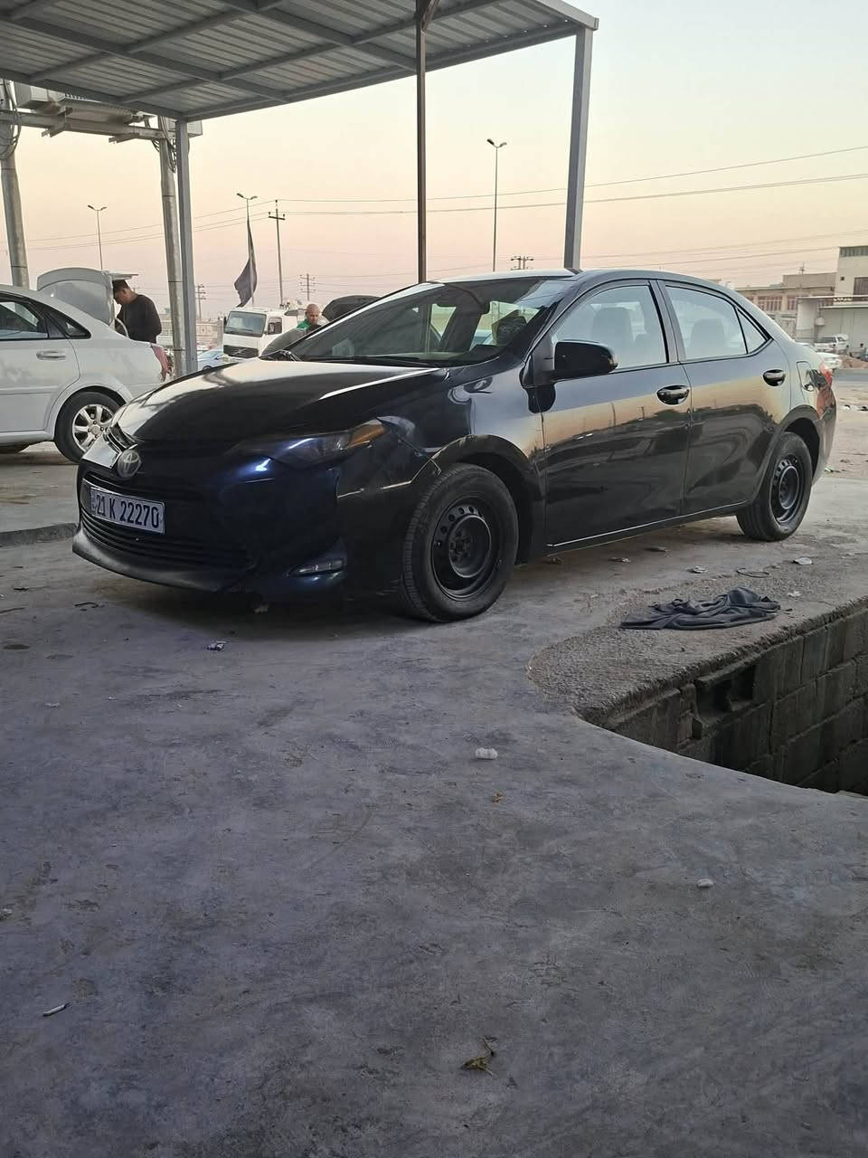 سلام عليكم اللبيع   سياره كورالا مديل 2017 وراد أمريكي بيهه  قطعتين تبديل  سياره جديده بمعنى الكلمه فول 
تخم تاير تبريد ثلج  دوشمه جديده كير مكينه كفاله 
رقم سلمانيه بسمي سنويه 2029 تحويل مباشر شراي يتصل ***********
