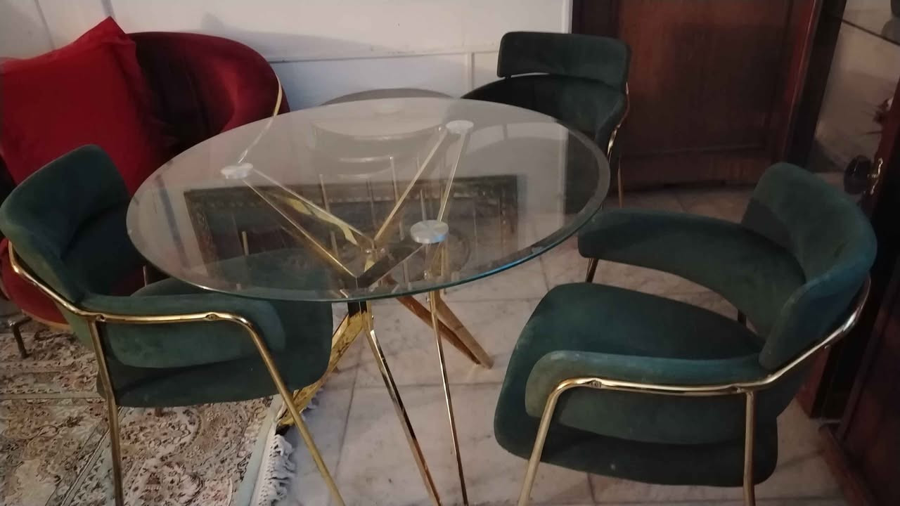 ميز طعام للبيع البنوك *********** اللهم صلي وسلم على نبينا محمد وعلى آله وصحبه أجمعين بغداد, العراق
