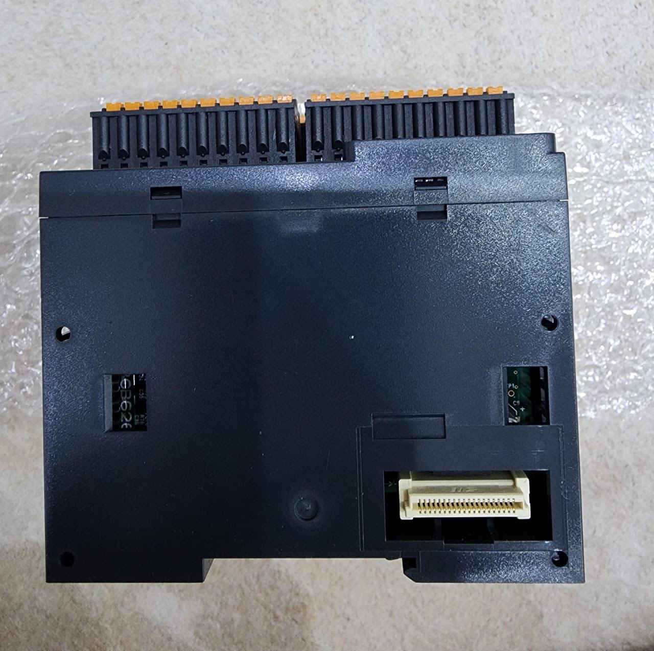 قطعة الكترونية كما في الصور / ماركة شنايدر صنع تايوان


**إذا كنت صاحب هذا الإعلان وتريد حذفه لأي سبب، رجاءا أرسل رسالة إلى الدعم الفني**