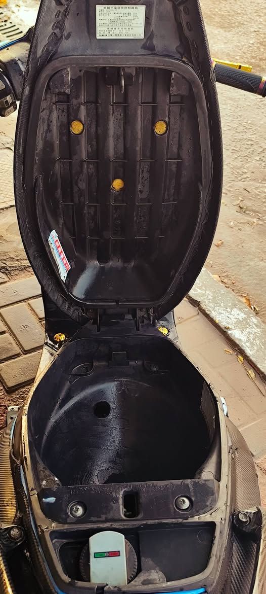 السلام عليكم
ماكس للبيع لليدور نضيف ومفول
ختم واحد ويه المكينه مطابق
ملاح فول رمبه
تزويد داخل وخارج قافل واصلي 
مكينه 55
كفرات مغلفه كاربون فايبر
كهربائيات شغاله كلها
دراجه شلعه ومعدل 
كلجات رياضي 
راديتر دهن بس مارابطها
دراجه الله شاهد صارلها فوك الاسبوعين ما مشتغله وكدام عينك بلفيديو نگره سلف اي وقت يعجبك 
دراجه متعوب عليها المايعرف بيهن لا يعلق وسعرها بلاش والله لان متوازي عله بيعتها
مكاني كربلاء منطقة الامام عون
سعرها 800 وبيها مجال حيل بسيط  تواصل خاص
ابو ال700 اطلع گبل 🫩


**إذا كنت صاحب هذا الإعلان وتريد حذفه لأي سبب، رجاءا أرسل رسالة إلى الدعم الفني**