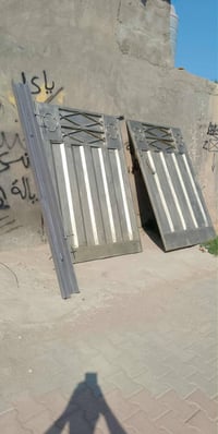 باب • شارع الحديد القديم