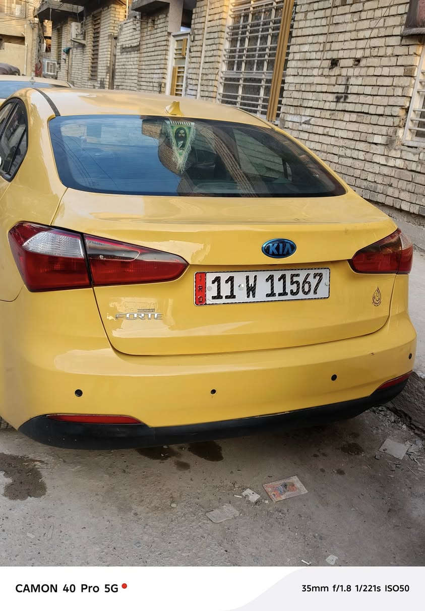 السلام عليكم كيه فورتي 2015 حادثهه جاملق خلفي بره السايق كير ومحرك مكفولة صارلي 20يوم شديت محرك جديد صدر خلفي أمامي جديد السعر 110 مكاني بغداد المدينة ***********
