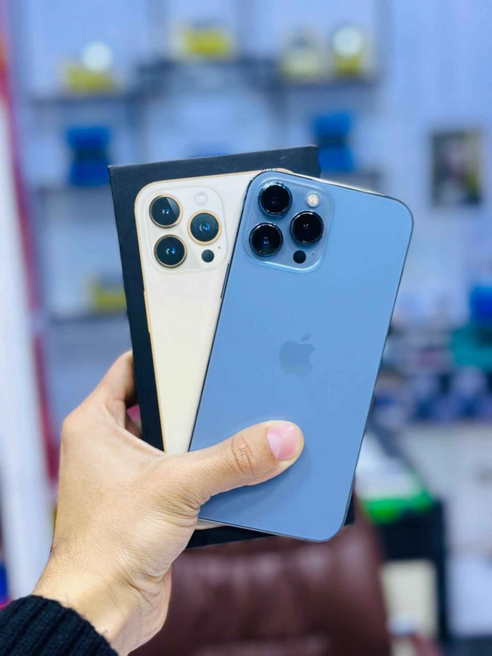 سلام عليكم 13 برو ماكس

متوفر الوان اسود + بحري + زيتوني + ابيض

بطاريات فوك ال90 + 93 +94+95

ذاكره 256+512 

نضافه 100 

اللاستفسار *********** عمارة, ميسان
