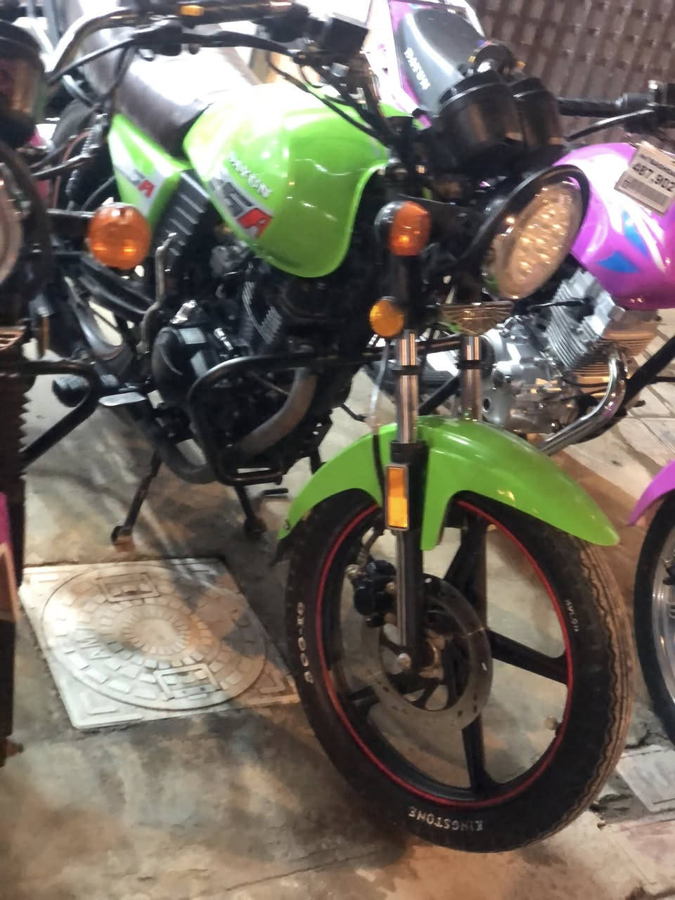 معرض المايسترو لبيع وشراء الدراجات الناريه والشحن 
دايوان نفخ 
ناما اربعه كير امتياز 
شاينك سونك ٢٦
بايسكل شحن 
موبايل ***********
كربلاء نافوره حي العباس شارع السيده نرجس
