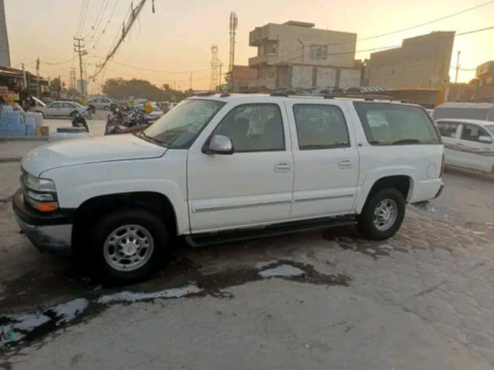 للبيع او مراوس الفينية فحل ٨ براغي طبلة ٢٠٠١ محرك ٥٣٠٠ كير ١٠٠٠ مكفولات رقم انكليزي بسمي تخم تاير باتري جديد تبريد ثلج سنتر شاشة سيارة احلا من الصور دواخل حلوة سعر ٩٥ بغداد الراشدية ***********
