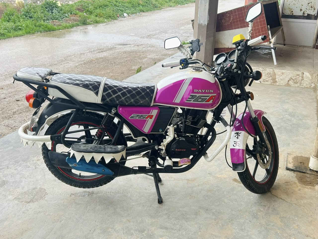 دايوان 23
اوراق سحب 
لون مميز 🩷
نضافة 100‎%‎
دوشمة كاملة
لايت زنون كامل 
دبل اشارة
جهاز تشغيل عن بعد 
مكينة 150 ناعمة خير من الله 
دراجة احلى من الصور مكفولة كفالة عامة
السعر 1225 بي مجال 
مكاني ديالى شهربان 
***********
