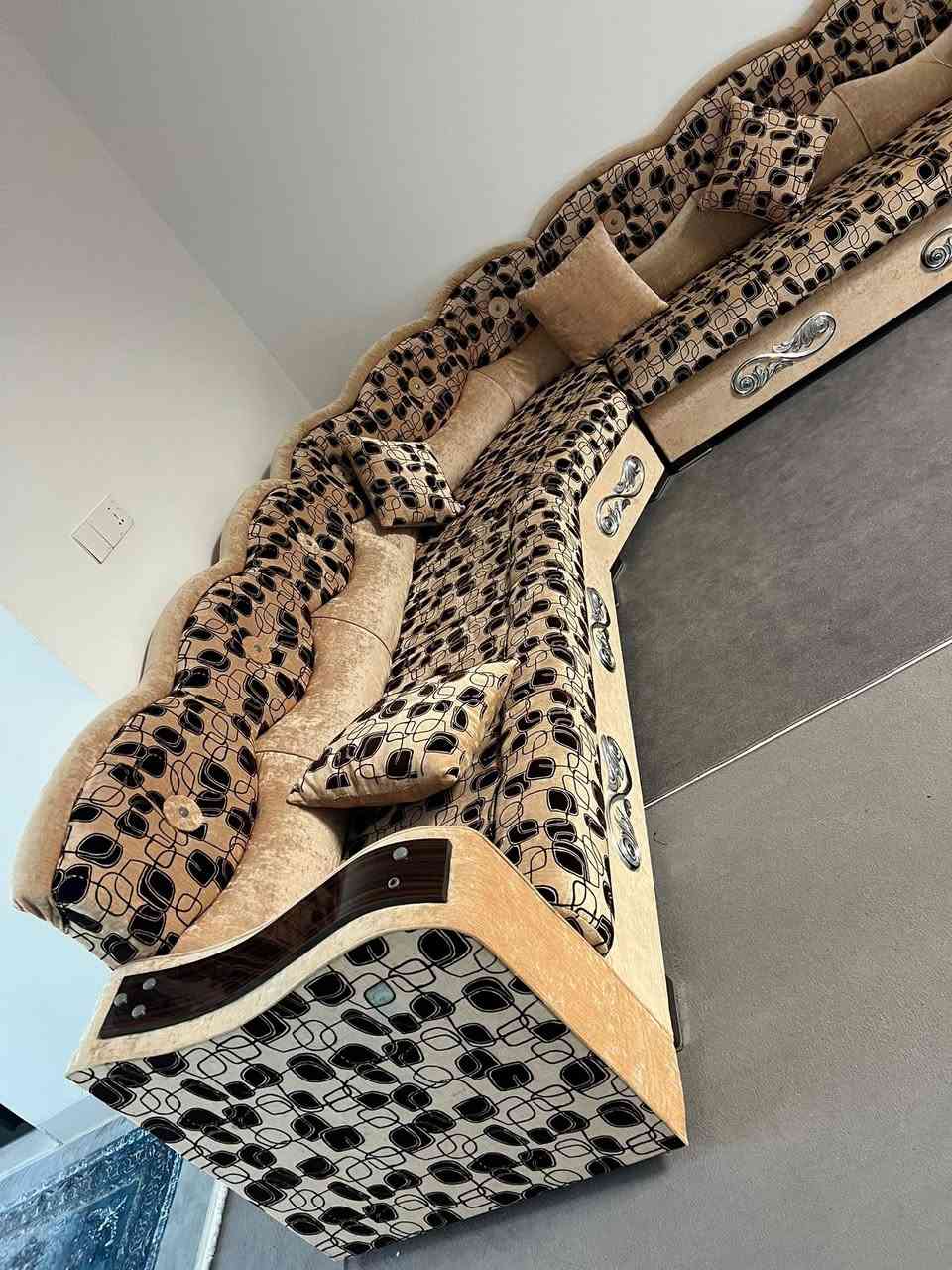 ديوان قنفه جديد بنسبه90‎%‎بسعر 8ورقه دولار عنوان عقره 16متر جهي 20نفر المشتري يرسل رساله عل الخاص


**إذا كنت صاحب هذا الإعلان وتريد حذفه لأي سبب، رجاءا أرسل رسالة إلى الدعم الفني**