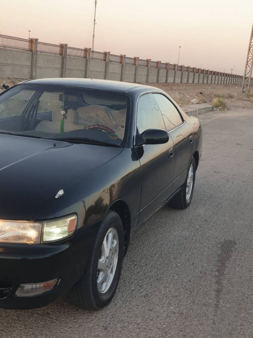 شيزر نفخ94 رقم بغداد الاماني بسمنه مداور من الصبح
كفاله عامه تبريد ثلج تخم تاير محرك وكير كارتون بيه 
ونجي حداديه جديده 
سياره صبغ الجماليه فقط غيره ماكو الباقي كفاله مكان النجف الاشرف سعر 60وبيه مجال بسيط 
***********
