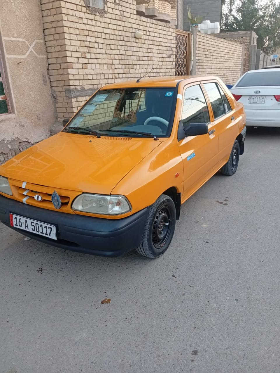 سايبه موديل 23 مكينه كير مكفولاات . حداديه. تبريد. رقم جديد. بيه طخة بسيطه بالجاملع خلف سايق سوناره بيه وشرط التحويل.  تخم تاير.  ***********. مكلف بالنشر. غير متواجد ع فيس. السعر. 60
