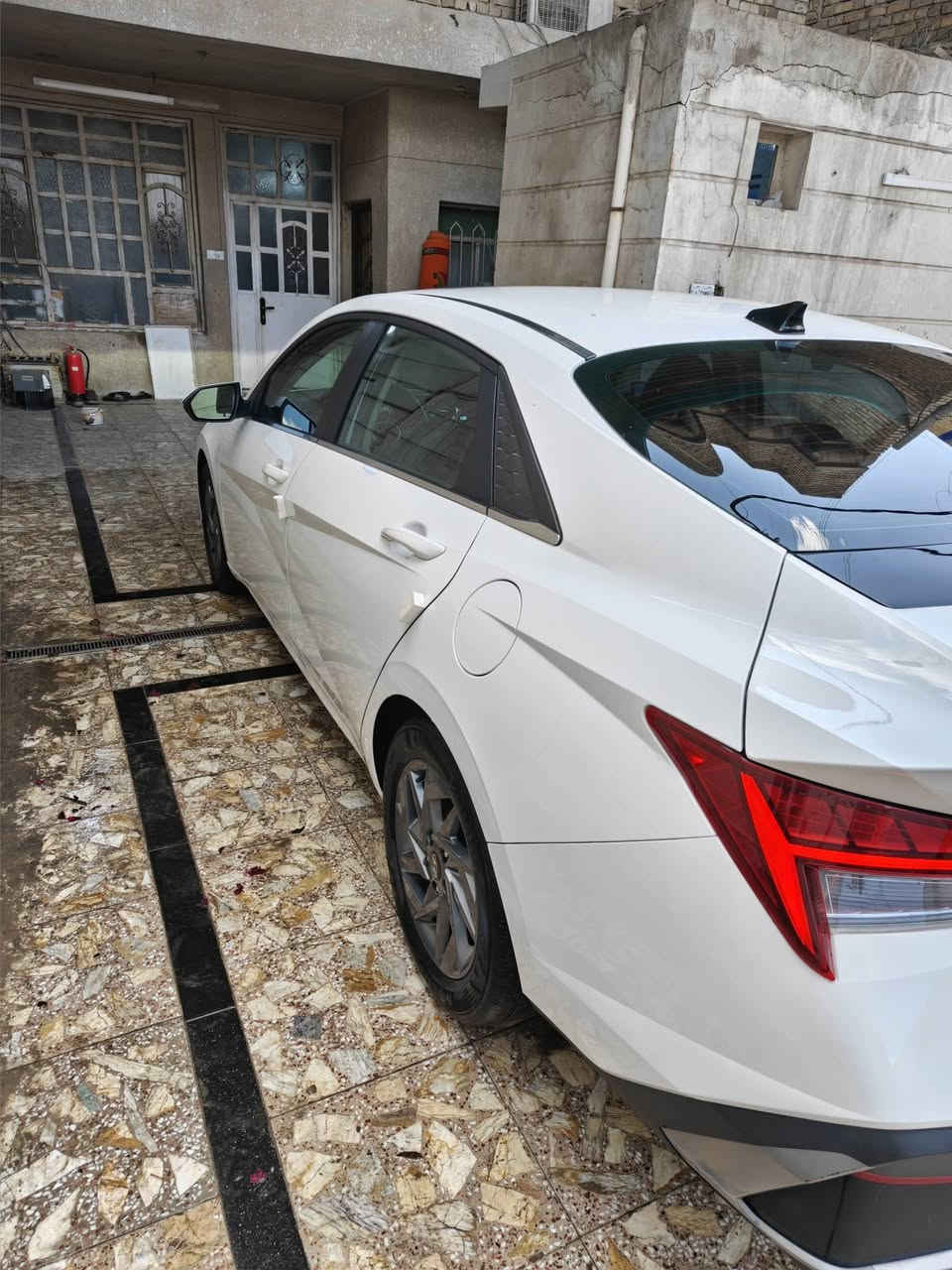 السلام عليكم
النترا هايبرد لمتد 2025 فول مواصفات للاخير ماكو مواصفات ما بيها شنو اللي ابالك ماشي 10 الاف  تبديل باب خلفي ايمن دخول جديد بوضع الوكالة 

السعر 170 ورقة 

***********
