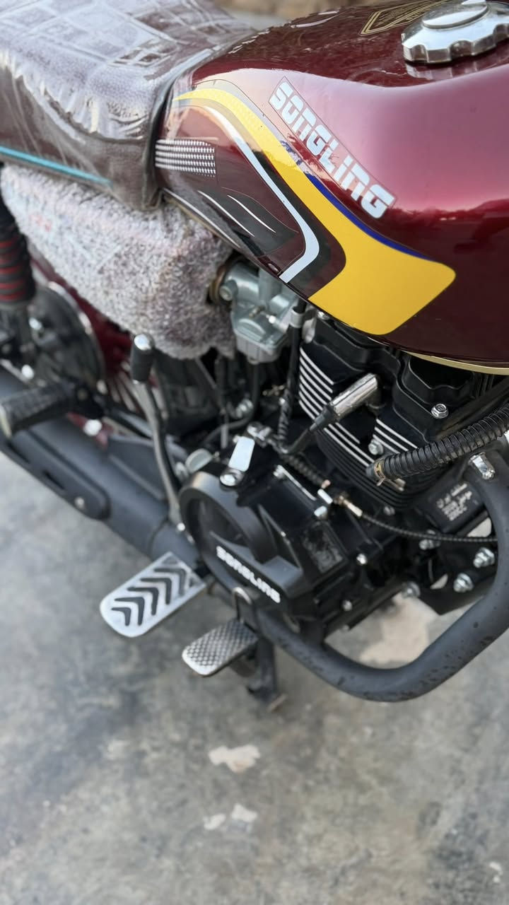 دراجة سيفان 26 للبيع السعر 875 بيها مجال بسيط كاملة مابيها اي نقص اوراق موجودة ***********
