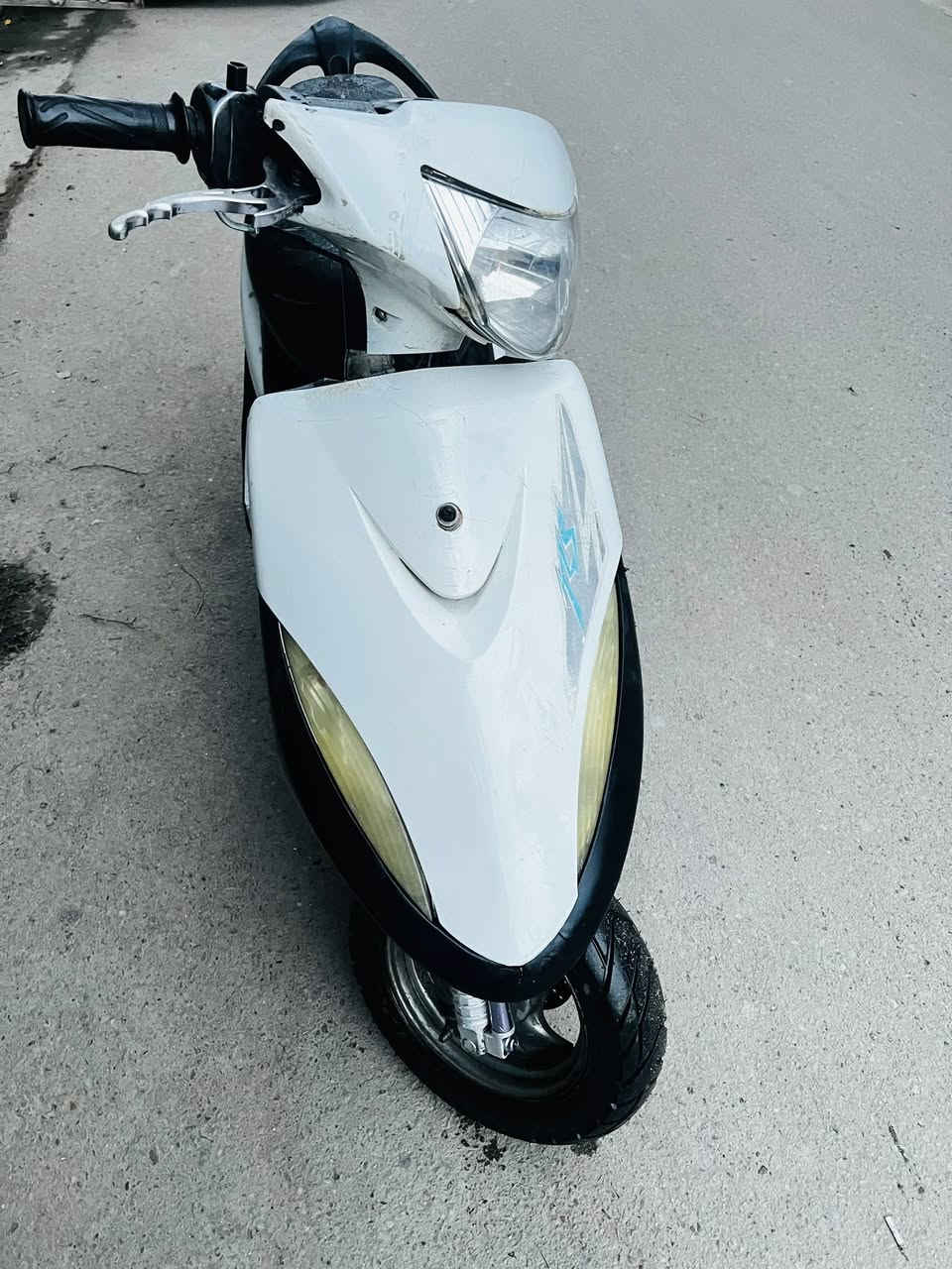 عندي ماكس عدله نضيفه مكينه بلاديه شغاله سلف وهندر شلعه ومعدل كهربائياتهه كله شغاله صالنصه بلاديه اوراق كامله المكان الغزاليه السعر 400 الشراي يخابر وهذه رقمي ***********
