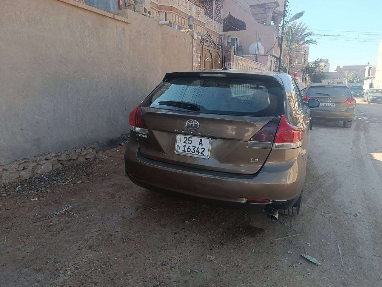 السلام عليكم
تيوتا فينزا 2010 
رقم كركوك الماني مشروع وطني
٤ سلندر ٢٥٠٠
٥ راكب 
كشنات كهرباء 
بصمه اربع ابوب وصندوق
صندوق كهرباء تصعيد تنزيل وشفط
كشنات جلد
تحكم استيرن
شاشه
تخم تاير جديد 
محرك وكير كفاله
الصدر جديد
السياره مابيه نقص شي
بيه شوي جراد بنيد وسقف
مابيه حادث داخل العراق ومن الخارج راح احدده بصوره باب الصندوق 
السعر 135
***********
