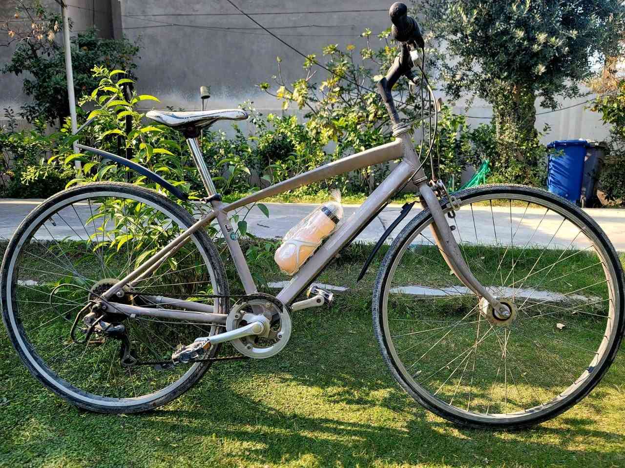 بايسكلات لبيع احجام ٢٦ و ٢٧ و٢٨ يابانية اصلية غير مستخدمة بالعراق المكان بغداد حي الجامعة اي واحد يعجبك راسلني لاستفسار الاتصال على *********** ونفسه واتس اب و *********** ونفسه واتس اب 

 خاص وتدلل
