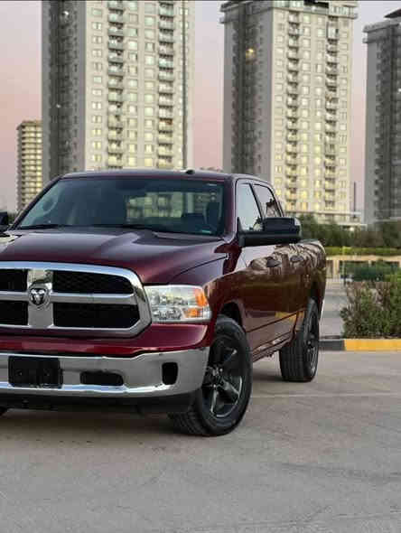 السلام عليكم
رام 2023 كلاسك 
باب طويل بدي قصير المرغوب 
محرك ٨ سلندر 5700  وفور ويل درايف 
4x4
السيارة بدون ايرباك وبدون دواخل  جميع الايرباكات سليمة
حادثها خارجي
تبديل ٣ قطع بلادي 
بجم كبس وشاصي مكفول وبدون دواخل السيارة
السيارة دخول جديد
مرقم سليمانية
تحويل وكاله حاضر 
السعر  26,000 وبيها مجال 
بيع او مراوس حسب القناعة
للاستفسار اكثر 
*********** واتس اب
مكان السيارة في بغداد بغداد
