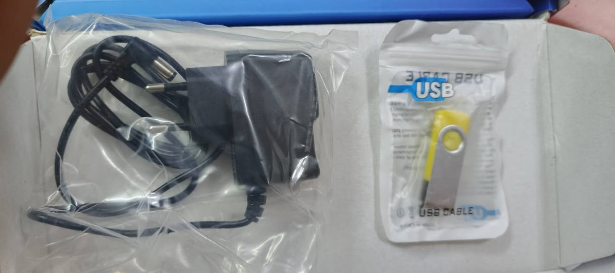 جهاز بصمة حضور
جهاز جديد ما مستخدم السعر 50 الف 
*********** واتساب
