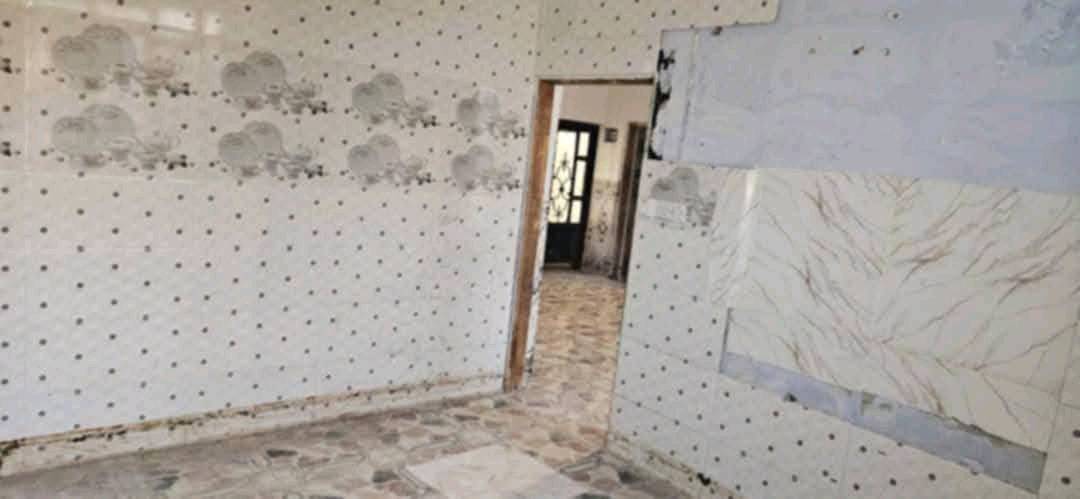 بيت 150 متر(ركن ) 
مشمول بتطويب مرقم
قرار 25 
غرفتين وصاله ومطبخ واستقبال
العنوان كوفه شارع المعمل قرب جامع الخزاعل يبعد عن شارع العام 40 متر
سعر 20


***********
***********
امانه كوله من طرف ام ملاك امانه