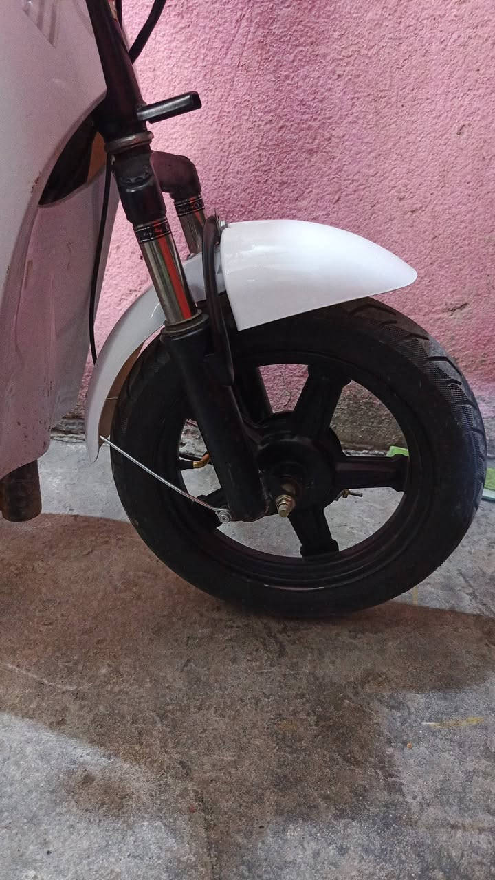 سلام عليكم درجة شحن كهربائيّة
السعر  250
المكان في كربلاء المقدسة حي العسكري الحر 
***********
***********
