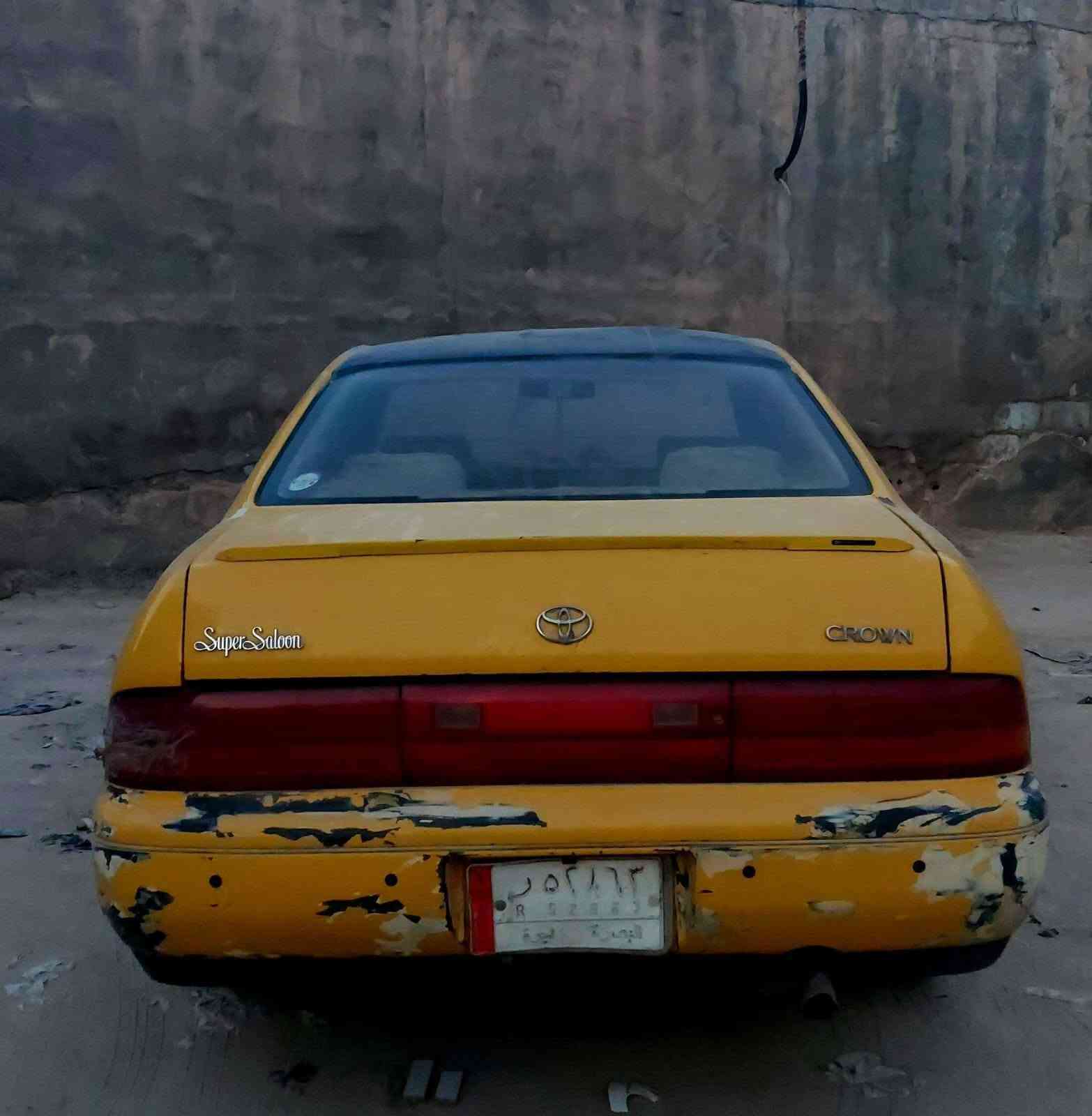 للبيع سياره تيوته بطه جاهزة موديل،2000 بيها تبريد وما ناقصها شي نضامها بانزين وغاز غرفتها جديدة محرك وگير مكفولات ترايها 180 
الباقي شوف العين 
سعرها 28 وبيها مجال
ابيع كوم حديد 
مكان البصرة شط العرب قرب الجسر الإيطالي 
رقمي *********** البصرة, العراق
