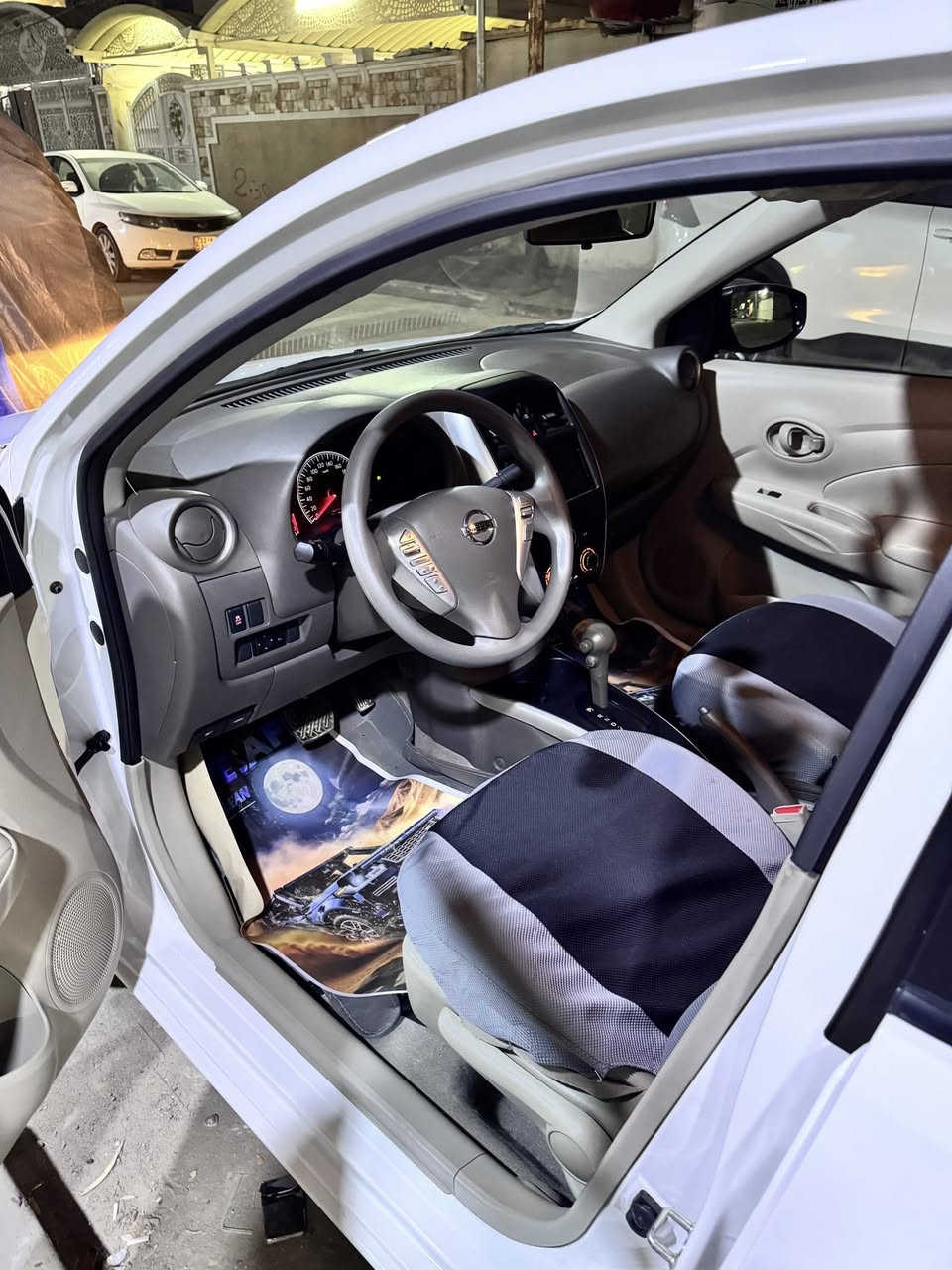 سلام عليكم للبيع فقط 
نيسان سني موديل 2025

مصريه 

مواصفات سيارة
ماشيه 6000
شاشه كبيره

تحكمان سترين 

￼ ‏جام كهربائي 

تبريد قطعتين 

ومواصفات سني معروفة 

المكان السيارة الكاظمية 

الاستفسار:***********
