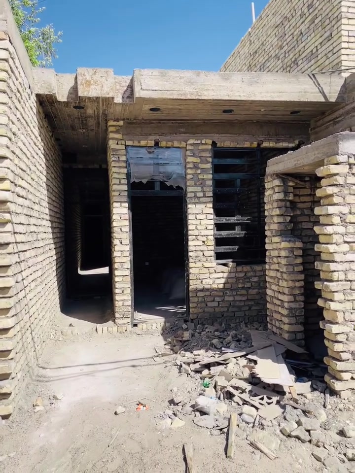 بيت م100  سند 25 العنوان شارع ابو علي مقابل جامع الحمزه للاستفسار ***********
