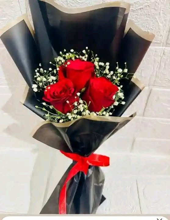 مع اقتراب نتائج الباكالوريا🧑‍🎓 وفرنالكم لي بوكي ورد💐 ساتان بسعر هايل 100 الف برك 🤩  المكان تلعصة والتوصيل 🚚متوفر مرحبا بكم جميعا 
لون الور والتزين حسب طلبكم


**إذا كنت صاحب هذا الإعلان وتريد حذفه لأي سبب، رجاءا أرسل رسالة إلى الدعم الفني**